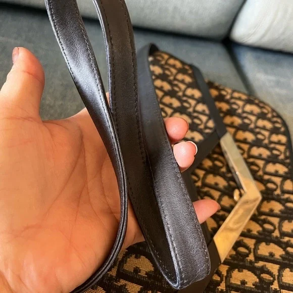 Authentic Vintage Dior bag - Picture 6 of 11